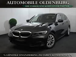 Schwarz Gebraucht 2020 BMW 320 Advantage Limousine | 25.400 € (Fairer Preis)
