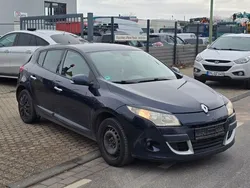 Blau Gebraucht 2009 Renault Mégane III Luxe Limousine | 2.250 € (Guter Preis)