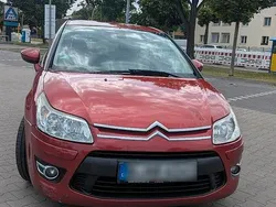 Rot Gebraucht 2010 Citroën C4 Tendance Coupé | 1.875 €
