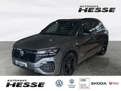 Siliziumgrau Gebraucht 2021 VW Touareg R-line SUV | 49.930 € (Fairer Preis)