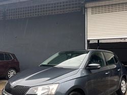 Grau Gebraucht 2017 Skoda Fabia Kombi | 5.990 € (Guter Preis)