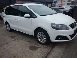 Rein weiss Gebraucht 2020 Seat Alhambra Style Van / Kleinbus | 16.999 € (Fairer Preis)