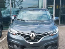 Grau Gebraucht 2018 Renault Kadjar Life SUV | 9.995 € (Superpreis)