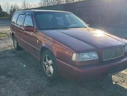 Rot Gebraucht 1996 Volvo 850 Kombi | 999 €