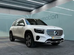 Weiß Gebraucht 2025 Mercedes GLB220 Advanced SUV | 54.140 € (Teuer)
