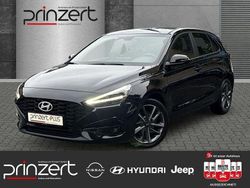 Abyss black / mic Gebraucht 2024 Hyundai i30 Advantage Limousine | 23.470 € (Fairer Preis)