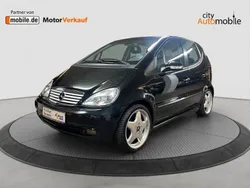 Schwarz Gebraucht 2003 Mercedes A160 Avantgarde Van / Kleinbus | 2.980 € (Etwas zu teuer)
