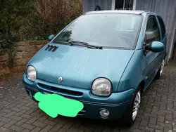 Blau Gebraucht 2003 Renault Twingo Kleinwagen | 1.000 €