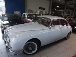 Old english white Gebraucht 1965 Jaguar MK II Limousine | 38.500 €