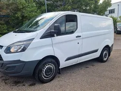 Weiß Gebraucht 2016 Ford Transit Custom Van / Kleinbus | 9.900 €