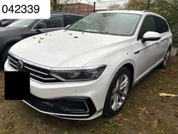 Weiß Gebraucht 2020 VW Passat GTE Kombi | 20.950 € (Fairer Preis)