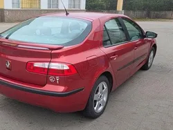Rot Gebraucht 2003 Renault Laguna II Authentique Limousine | 2.250 € (Fairer Preis)