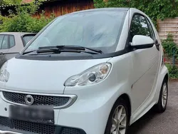 Weiß Gebraucht 2012 Smart ForTwo Coupé Passion Coupé | 5.999 € (Fairer Preis)