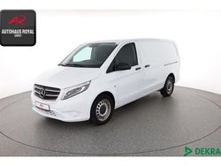Weiss Gebraucht 2020 Mercedes Vito Van | 26.880 € (Teuer)
