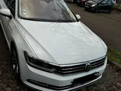 Weiß Gebraucht 2019 VW Passat Highline Kombi | 18.800 € (Guter Preis)