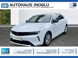 Weiß jade weiss/arktis weiss Gebraucht 2023 Opel Astra Business Edition Limousine | 19.980 € (Guter Preis)