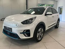(swp) snow weiß pearl Gebraucht 2022 Kia e-Niro Spirit SUV | 22.975 € (Guter Preis)