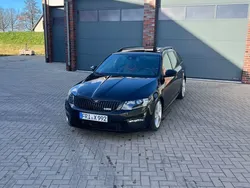 Schwarz Gebraucht 2016 Skoda Octavia RS Kombi | 13.999 € (Fairer Preis)
