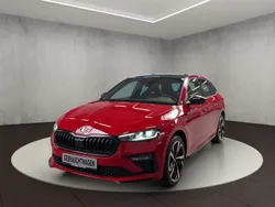 Velvetrot metallic Neu 2025 Skoda Scala Monte Carlo Kleinwagen | 31.600 € (Etwas zu teuer)