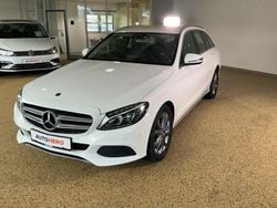 Weiß Gebraucht 2018 Mercedes C180 Kombi | 17.690 € (Guter Preis)