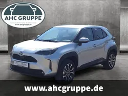 Silber Gebraucht 2025 Toyota Yaris Cross Connect Style SUV | 33.290 € (Fairer Preis)