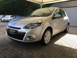 Andere Gebraucht 2010 Renault Clio II Limousine | 5.680 €