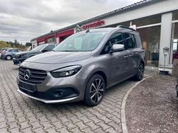 Grau Gebraucht 2022 Mercedes T180 Edition Van / Kleinbus | 22.990 € (Guter Preis)