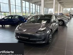 Silber Gebraucht 2021 Tesla Model 3 Performance Limousine | 28.900 € (Fairer Preis)