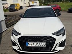 Weiß Gebraucht 2021 Audi A3 S-Line Limousine | 21.000 € (Etwas zu teuer)