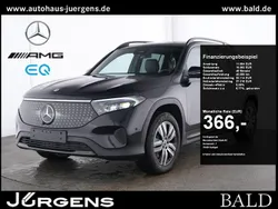 Kosmosschwarz metallic Gebraucht 2024 Mercedes EQB300 Night SUV | 38.690 € (Fairer Preis)