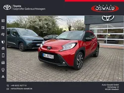 Rot Neu 2025 Toyota Aygo Team Kleinwagen | 17.950 €