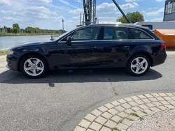 Blau Gebraucht 2011 Audi A4 Ambiente Kombi | 6.300 € (Etwas zu teuer)