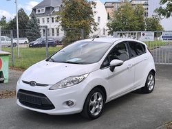 Weiß Gebraucht 2012 Ford Fiesta Titanium Kleinwagen | 4.500 € (Fairer Preis)