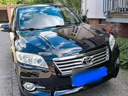 Schwarz Gebraucht 2013 Toyota RAV4 SUV | 9.700 € (Guter Preis)
