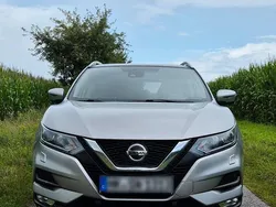 Grau Gebraucht 2020 Nissan Qashqai SUV | 16.800 € (Guter Preis)