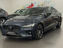 Blau Gebraucht 2023 Volvo S60 Ultimate Limousine | 37.490 € (Etwas zu teuer)