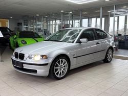 Silber Gebraucht 2001 BMW 316 Compact Performance Kleinwagen | 3.499 € (Fairer Preis)