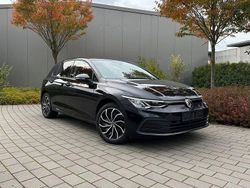 Schwarz Gebraucht 2020 VW Golf VIII Life Limousine | 18.490 € (Fairer Preis)