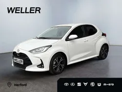 Schneeweiß Neu 2025 Toyota Yaris Hybrid Kleinwagen | 23.690 € (Guter Preis)
