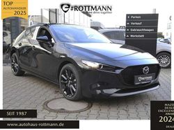 Schwarz (jet black metallic) Neu 2025 Mazda 3 Homura-Line Limousine | 27.870 €