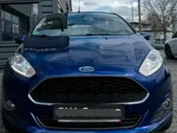 Blau Gebraucht 2017 Ford Fiesta Trend Kleinwagen | 8.000 €