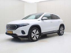 Weiß Gebraucht 2021 Mercedes EQA300 Luxury SUV | 25.900 €