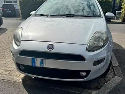Weiß Gebraucht 2012 Fiat Punto Kleinwagen | 3.000 € (Fairer Preis)