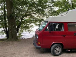 Rot Gebraucht 1984 VW T3 Van | 9.900 €