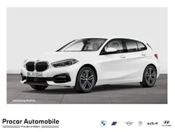 Weiß Gebraucht 2021 BMW 118 Sport Line Kleinwagen | 24.890 € (Etwas zu teuer)