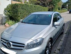 Silber Gebraucht 2013 Mercedes A200 Limousine | 10.195 € (Guter Preis)