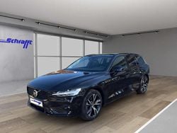 Onyx black / metallic Gebraucht 2025 Volvo V60 Plus Kombi | 39.790 € (Fairer Preis)
