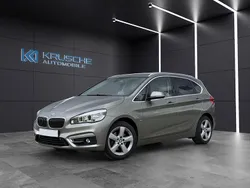 Silber Gebraucht 2016 BMW 220 Luxury Line Van / Kleinbus | 16.990 € (Fairer Preis)