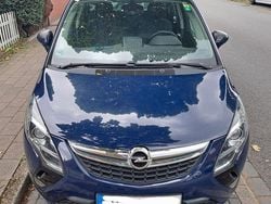 Blau Gebraucht 2015 Opel Zafira Tourer Edition Van / Kleinbus | 4.800 € (Guter Preis)