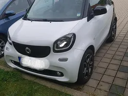 Weiß Gebraucht 2015 Smart ForTwo Coupé Coupé | 6.750 € (Fairer Preis)